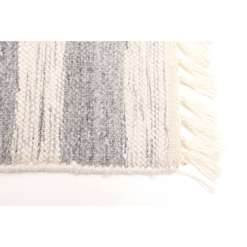 ECARPETGALLERY Flat-Weave Ankara FW Cream Wool Kilim - 5'3 x 7'5