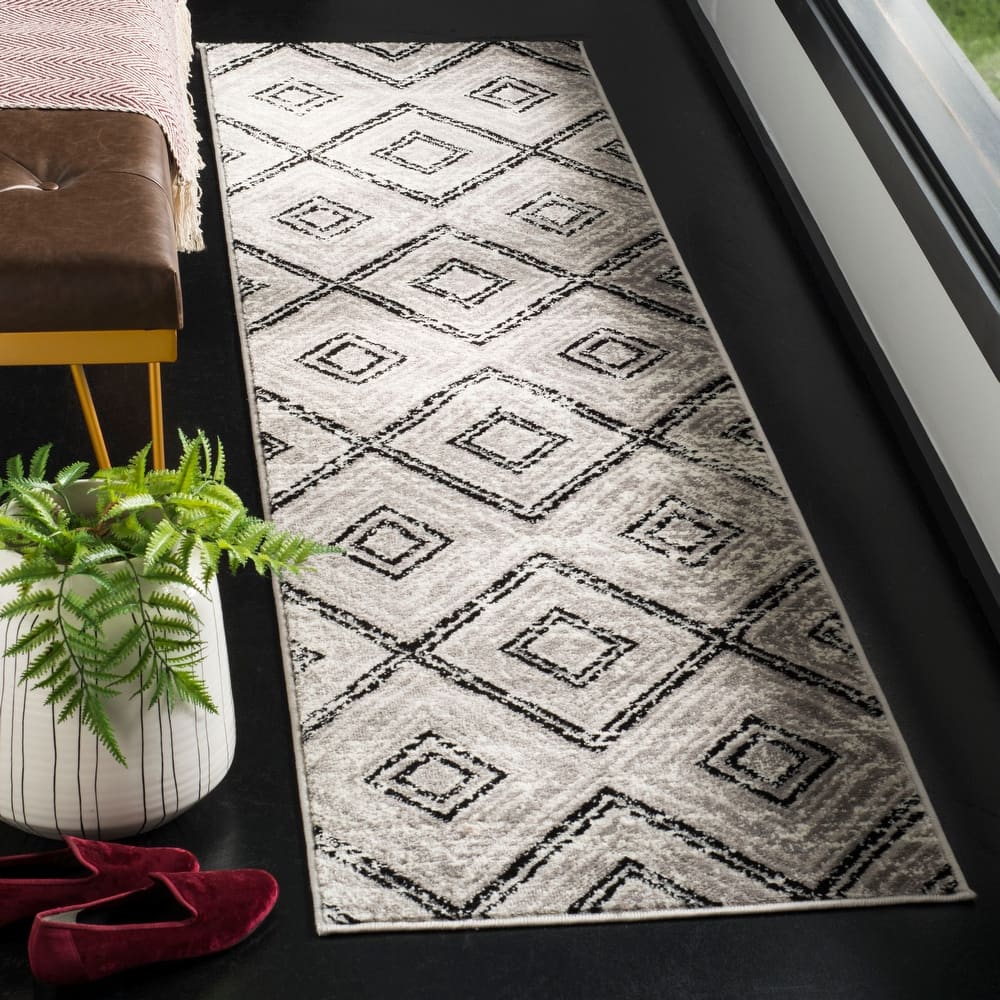 SAFAVIEH Skyler Onie Modern Rug