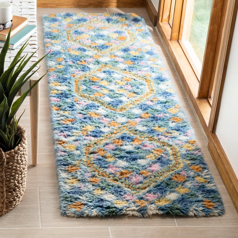 SAFAVIEH Casablanca Shag Fermina Wool Rug - 2'3" x 8' Runner - Ivory/Blue