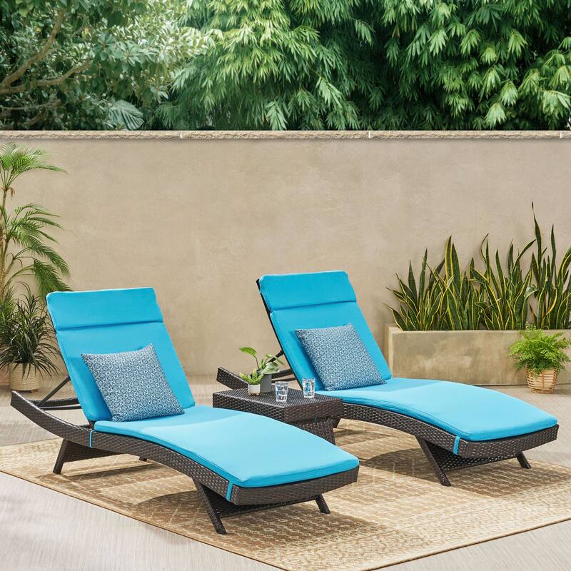 Vilano 3-piece Outdoor Cushioned Lounge Set by Havenside Home by Christopher Knight Home - Grey Wicker With Bright Blue Cushion
