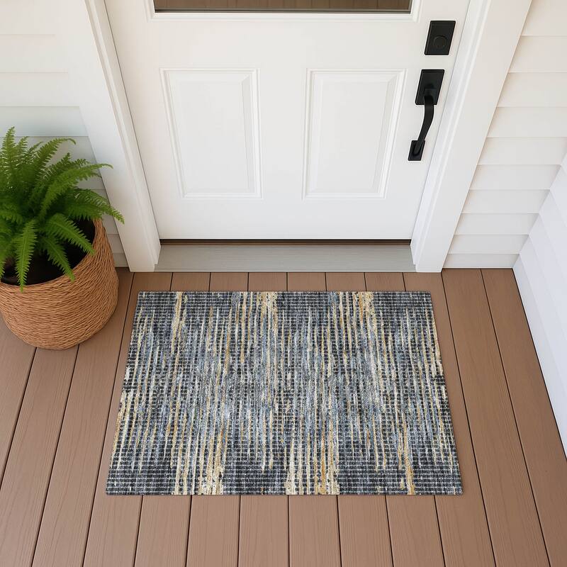 Machine Washable Indoor/ Outdoor Casual Keystone Chantille Rug - Black - 1'8" x 2'6"