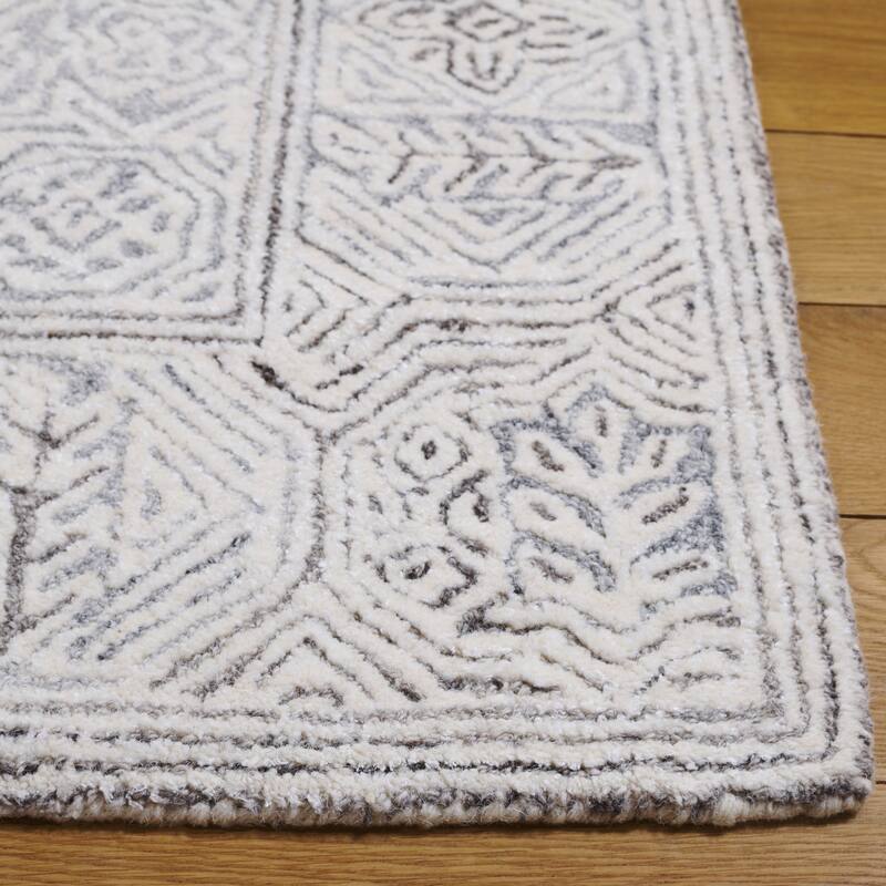 SAFAVIEH Handmade Metro Madhuri Wool Rug