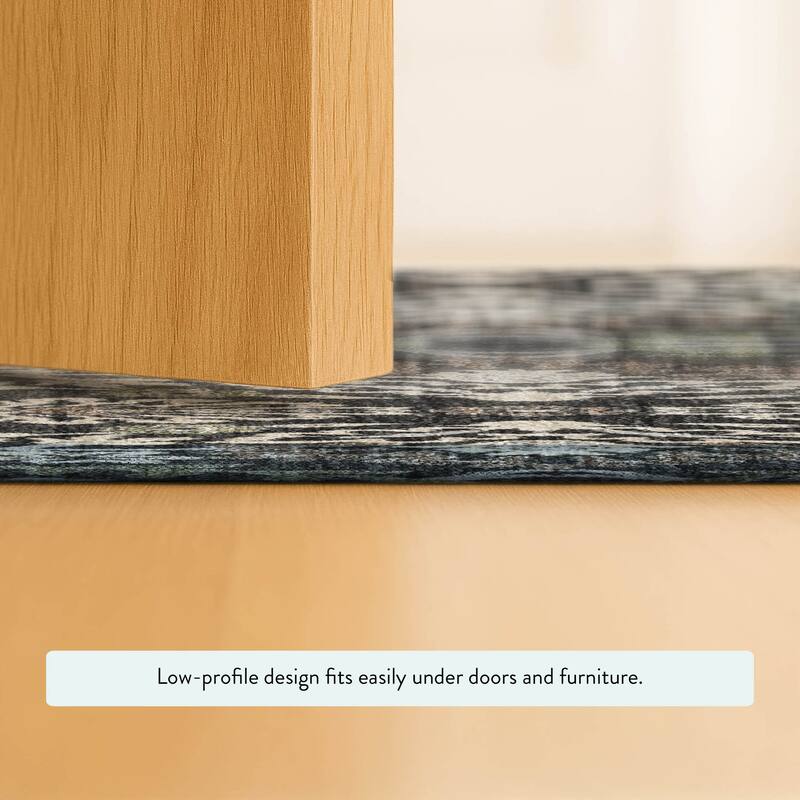 Machine Washable Indoor/ Outdoor Traditional Hartman Chantille Rug