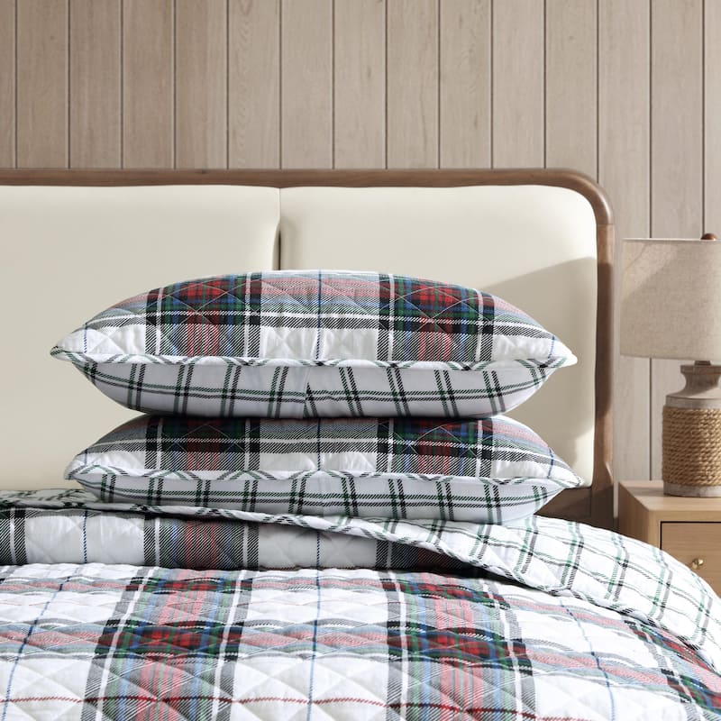 Eddie Bauer Holiday Plaid Flannel Red Reversible Quilt Set