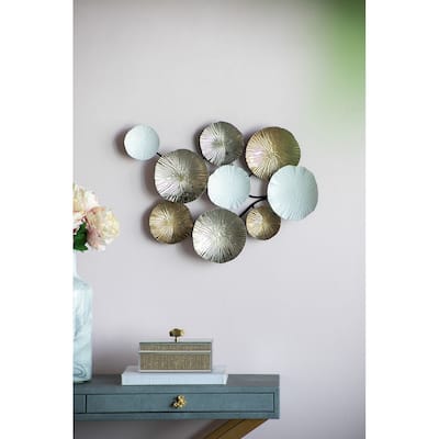 24.5" x 18" Contemporary Metal Wall Decor Accent