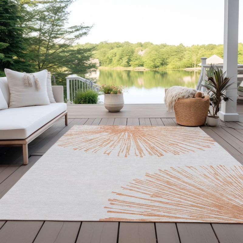 Machine Washable Indoor/ Outdoor Chantille Contemporary Burst Rug