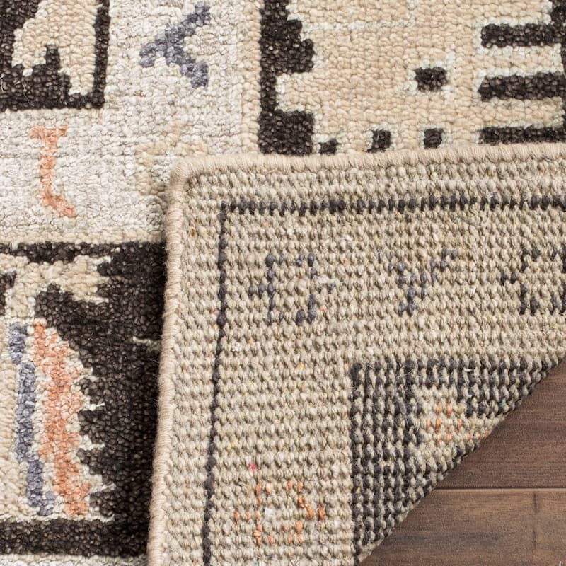 SAFAVIEH Hand-knotted Maharaja Tzeni Traditional Oriental Viscose Rug