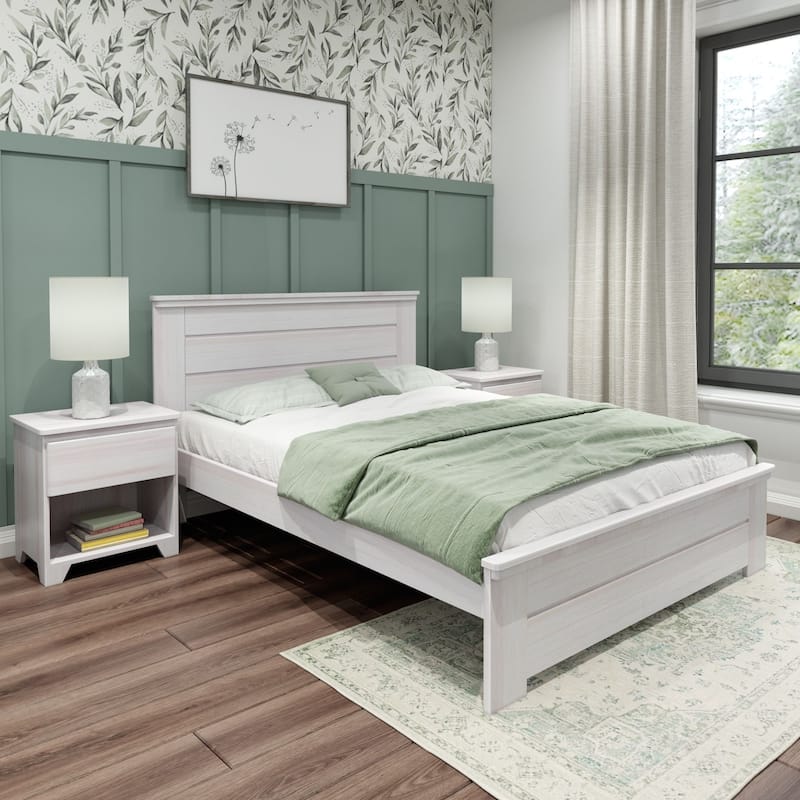 Max and Lily Farmhouse Queen Panel Bed - White Wash
