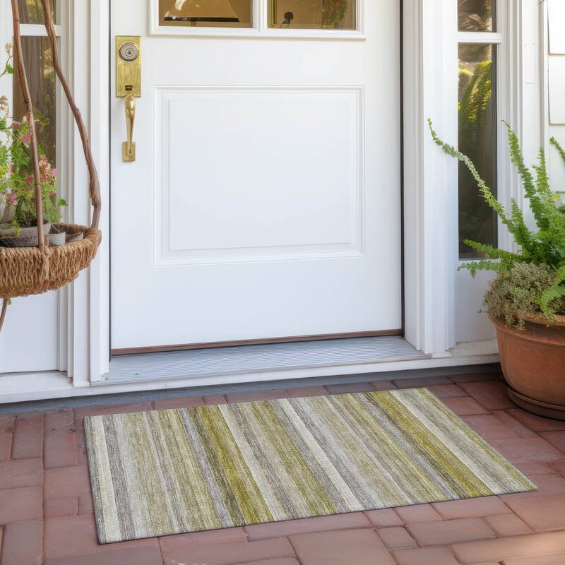 Machine Washable Indoor/ Outdoor Ombre Stripes Chantille Rug - Wheat - 1'8" x 2'6"