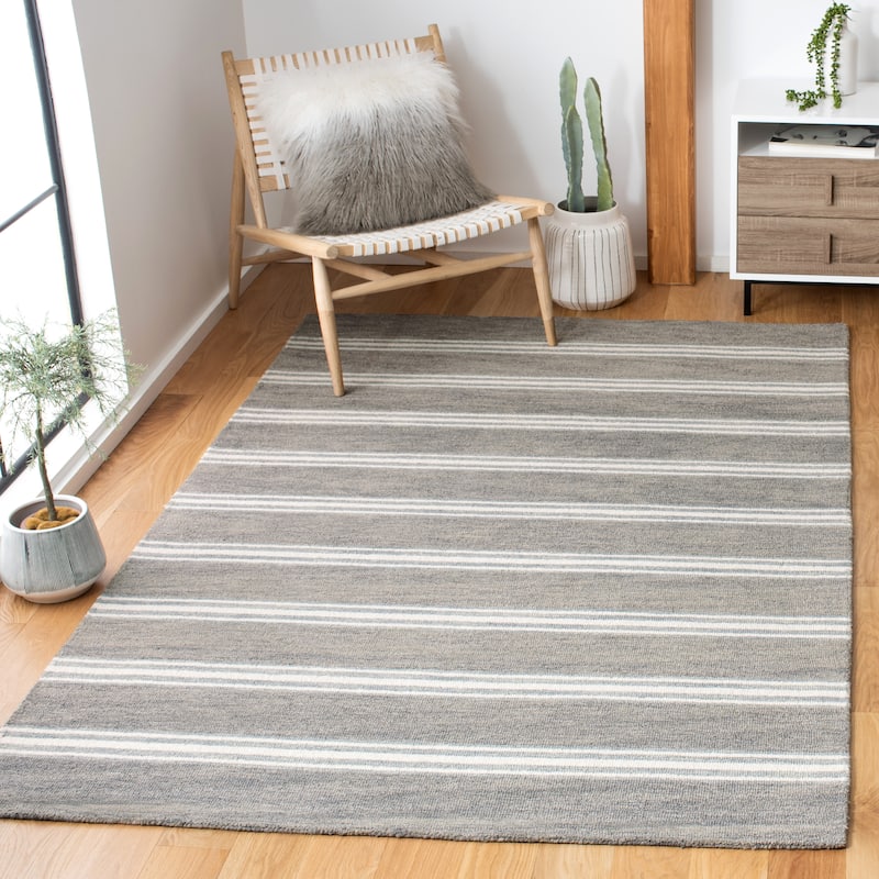 SAFAVIEH Handmade Metro Marcelien Stripe Wool Rug - 4' x 6' - Grey/Ivory
