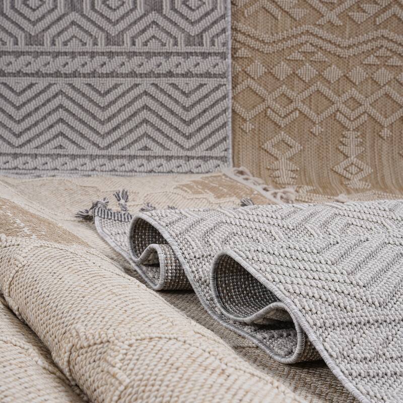 LOOM & LUXE Collection 2X8 Grey/Blue/Traditional Non-Shedding Area Rug - 96" D x 26" W x 0.28" H