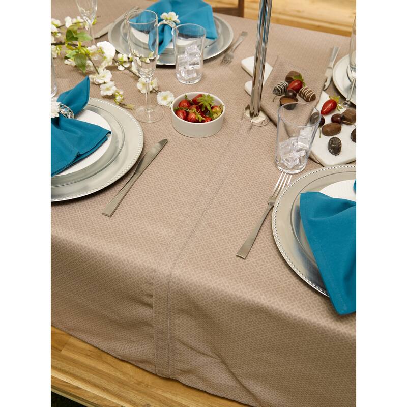 DII Stone Tonal Lattice Print Outdoor Tablecloth With Zipper 60 Round
