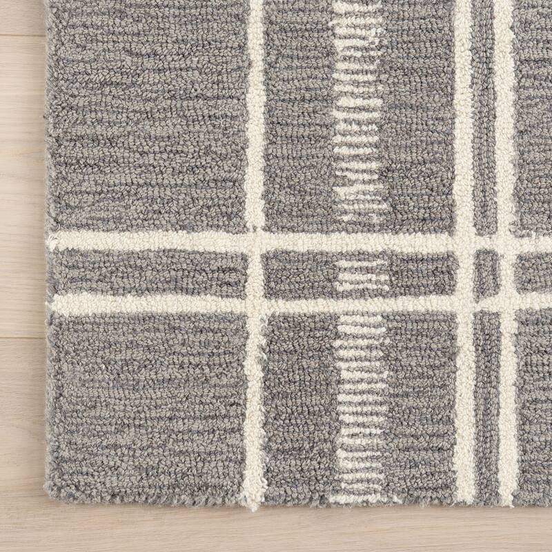 Nuloom Vivica Plaid Wool Area Rug