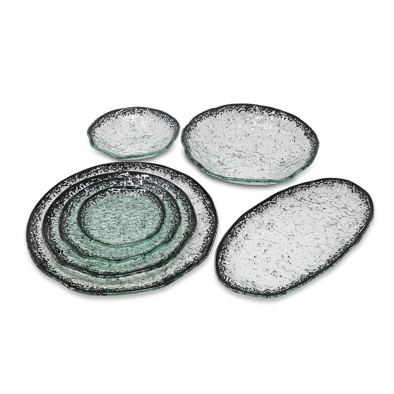Set of 4 Plates with Scattered Black Design