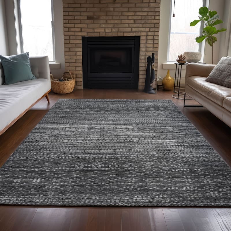 Machine Washable Indoor/Outdoor Modern Trellis Chantille Rug