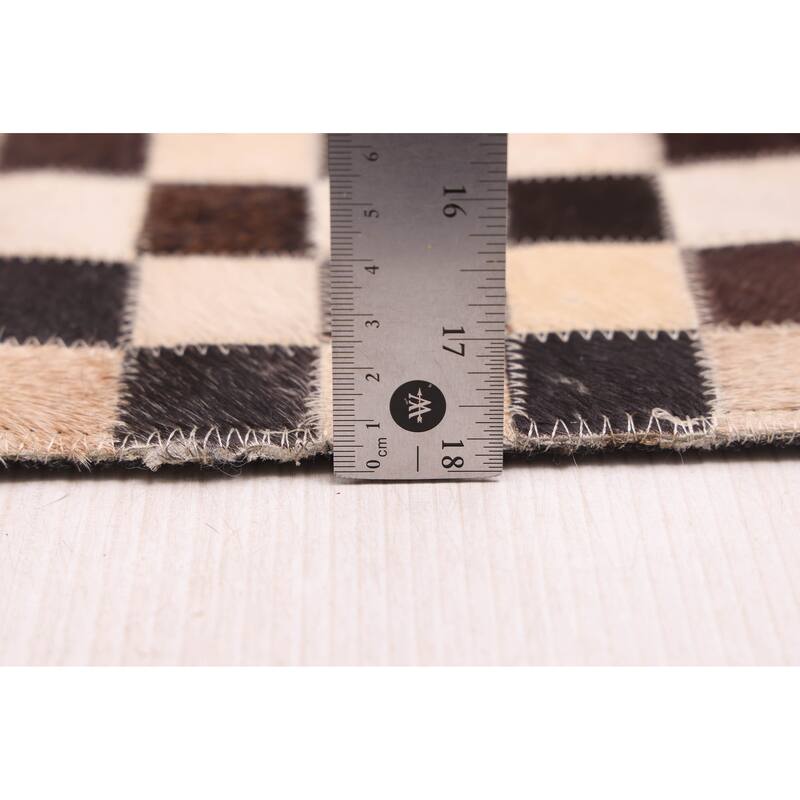ECARPETGALLERY Handmade Cowhide Patchwork Dark Brown Leather Rug - 4'1 x 6'0