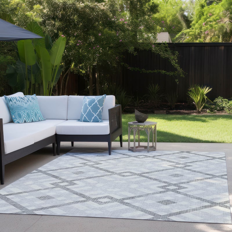 Machine Washable Indoor/ Outdoor Chantille Contemporary Trellis Rug