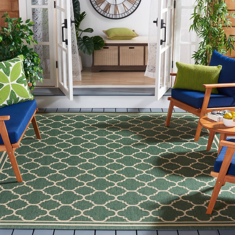 SAFAVIEH Courtyard Kristelle Indoor/ Outdoor Waterproof Patio Backyard Rug