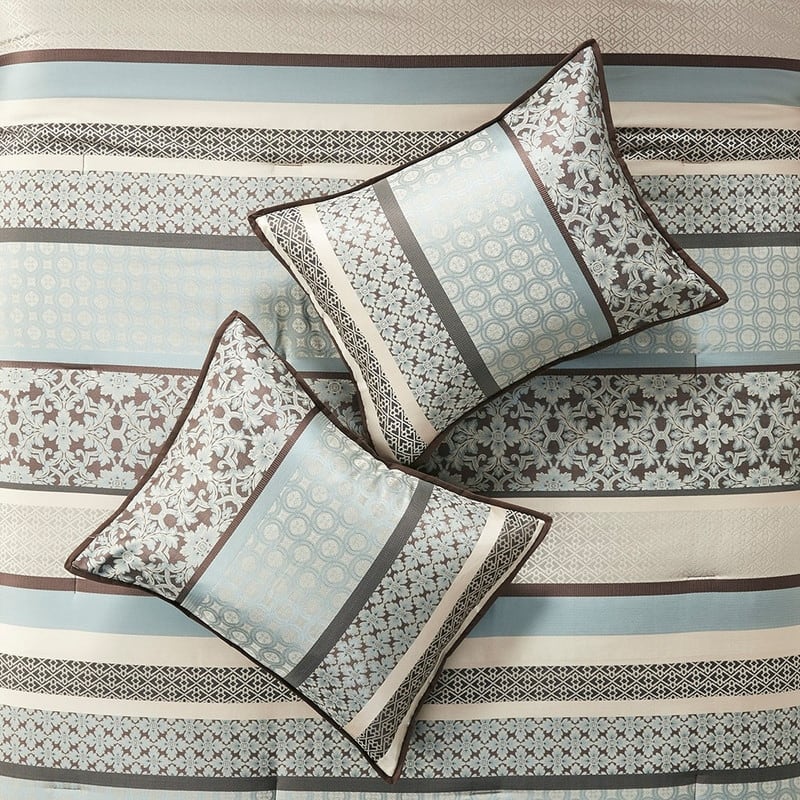 7-Piece Jacquard Comforter Set - Elegant Traditional Bedding Ensemble
