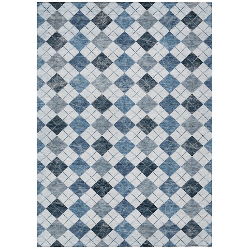 Machine Washable Indoor/ Outdoor Modern Argyle Chantille Rug
