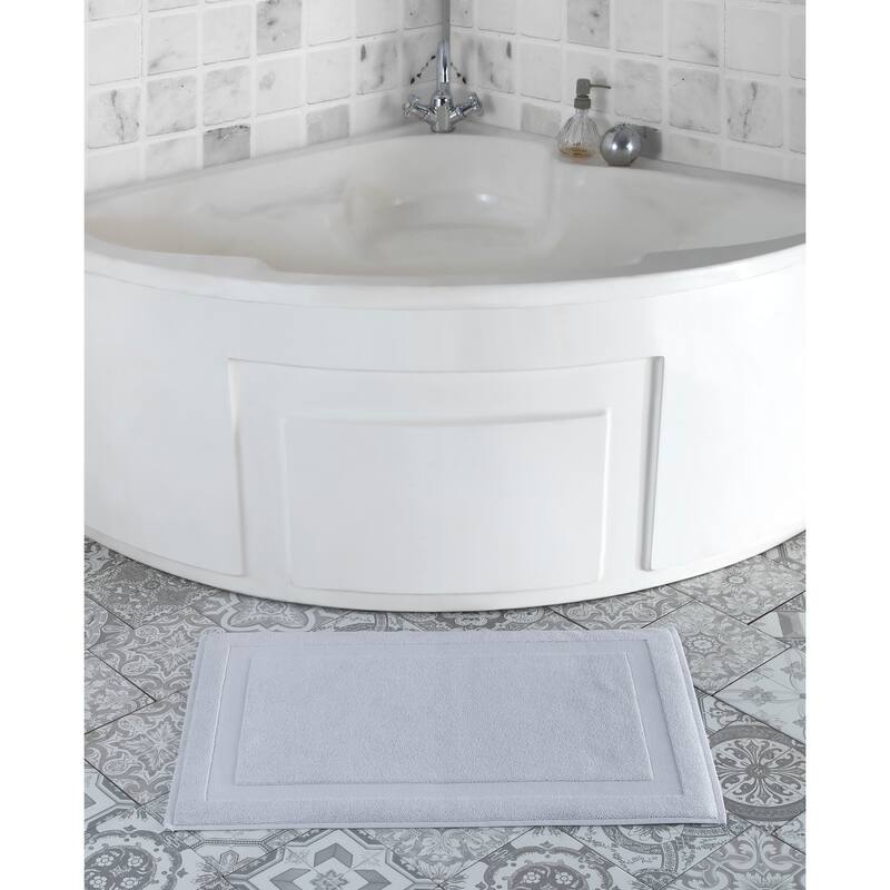 Brooks Brothers Solid Signature Bath Mat