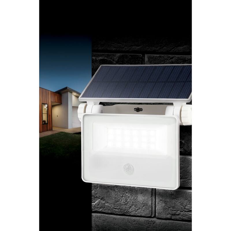 Bell + Howell Bionic Spotlight Flex Pro 800 Lumens Solar Powered Motion Sensor Outdoor Security Light - 7"H x 5"W