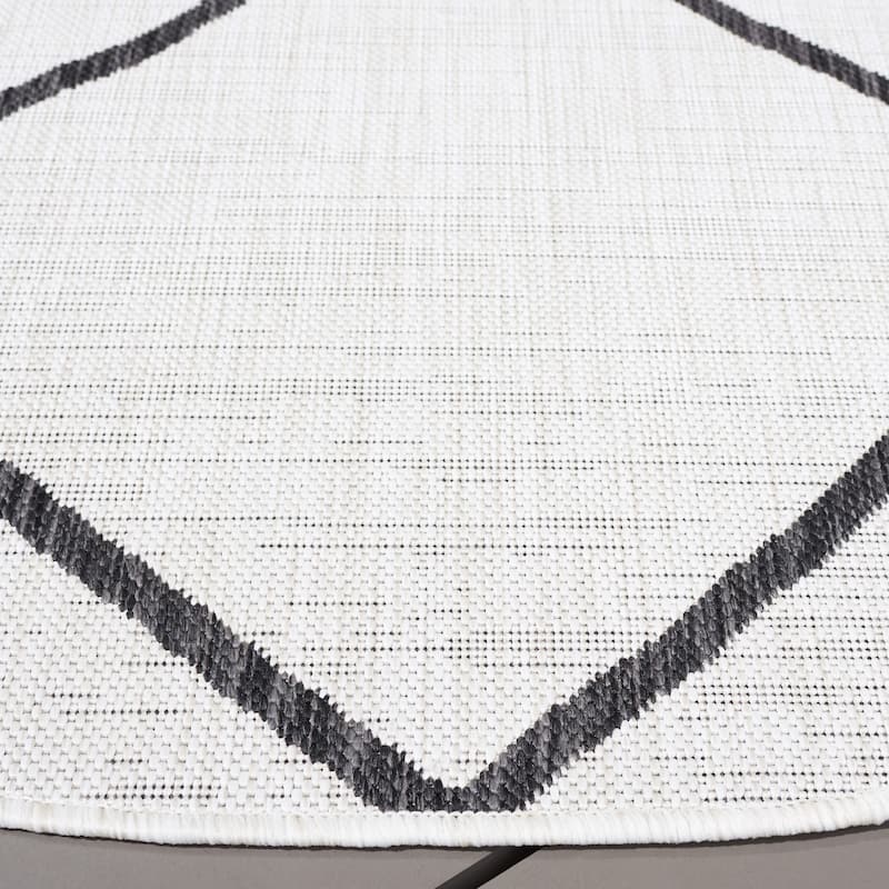 SAFAVIEH Courtyard Alayne Transitional Indoor/Outdoor Rug