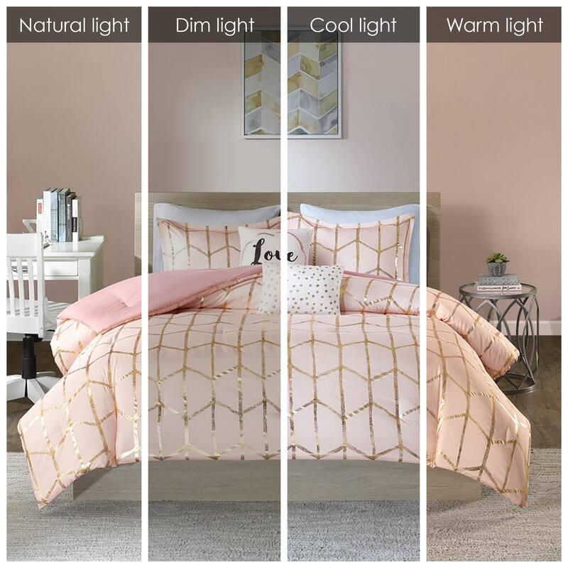 Intelligent Design Khloe Metallic Printed Duvet Cover Set