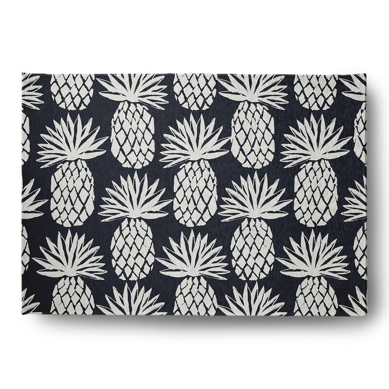 Pineapple Pattern Indoor/Outdoor Rug - Shark Blue - 5' x 7'