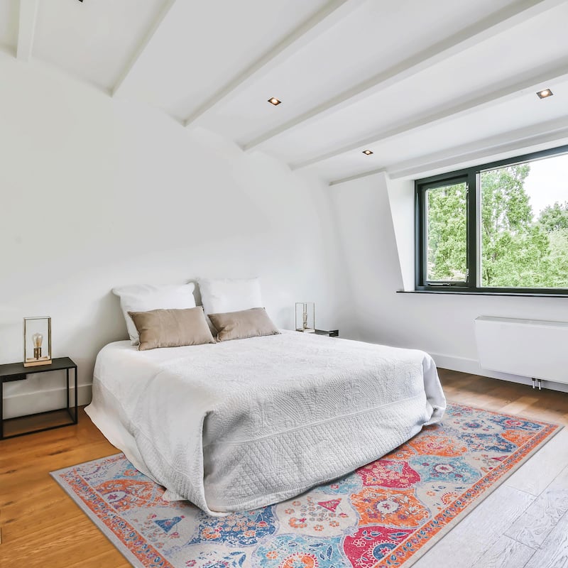 LOOM & LUXE Cream Area Rugs