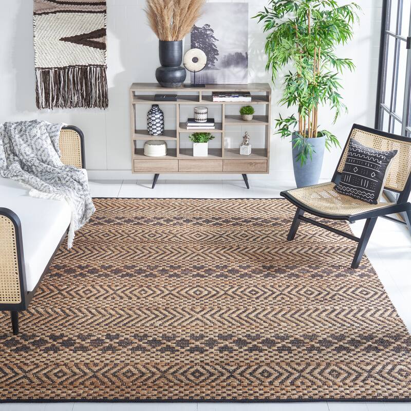 SAFAVIEH Handmade Kilim Bonella Moroccan Rug - 9' x 12' - Natural/Black