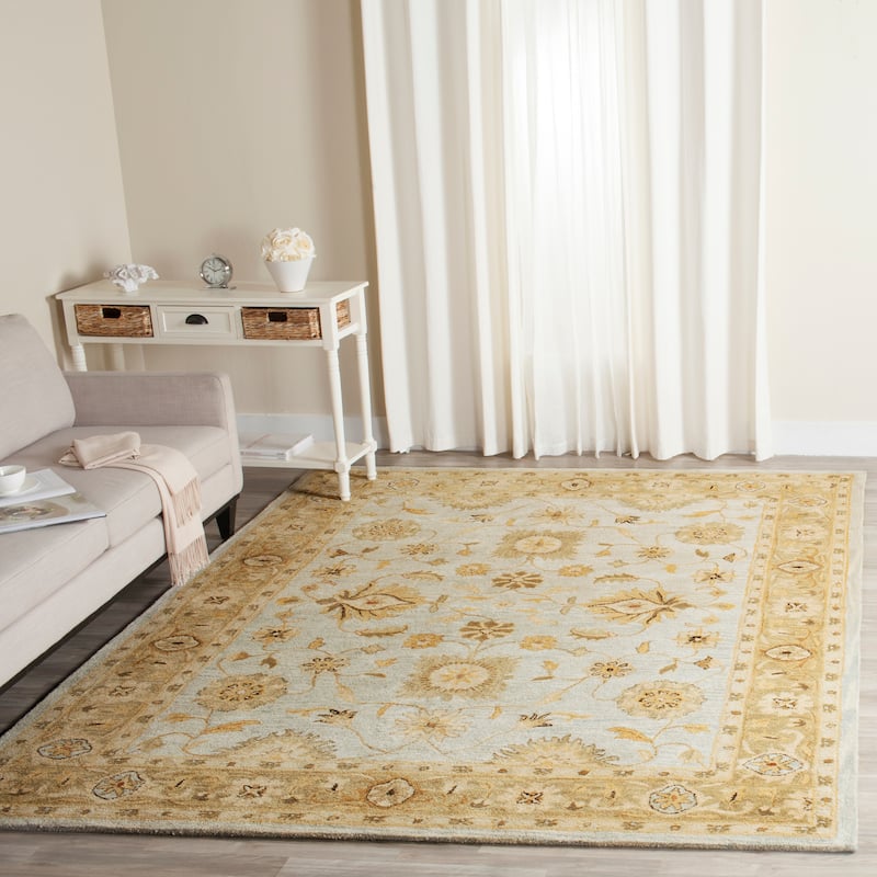 SAFAVIEH Handmade Antiquity Daisy Traditional Oriental Wool Rug - 8'3" x 11' - Light Blue/Sage