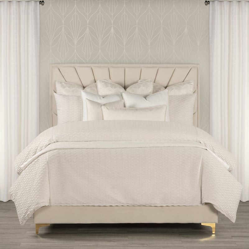 The Great Gatsby Velvet Wave Pleated Duvet & Insert Set