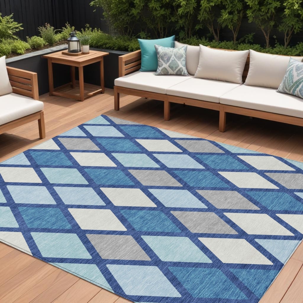 HomeRoots Geometric Transitional Rectangle Outdoor Rug