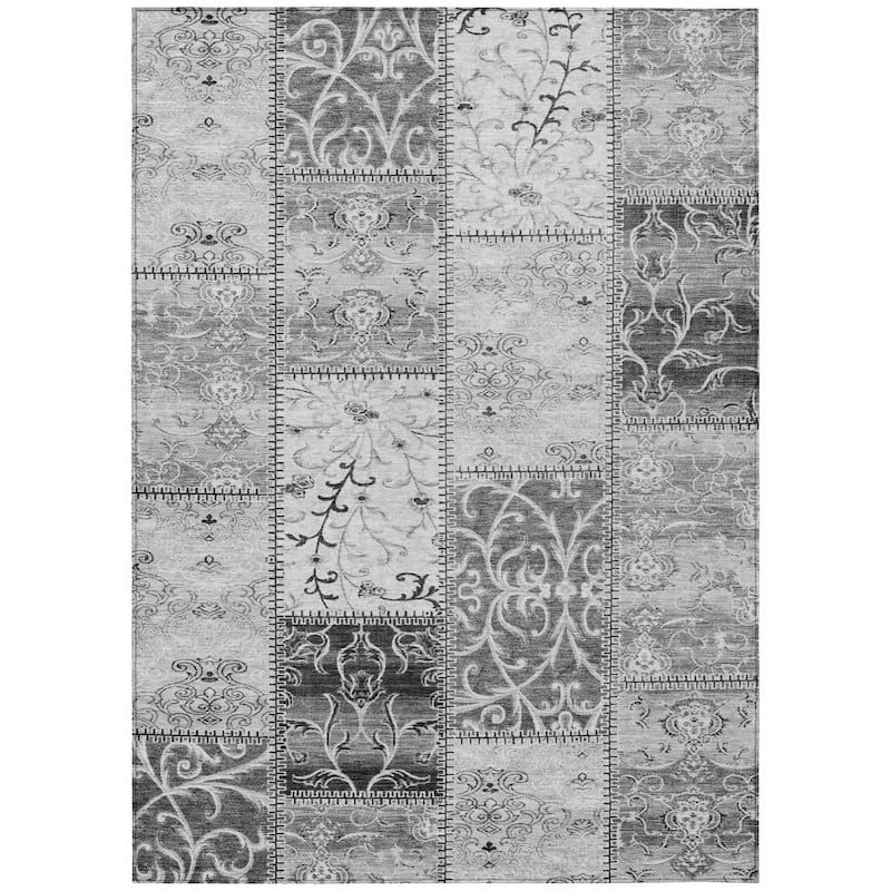 Machine Washable Indoor/ Outdoor Traditional Patchwork Chantille Rug