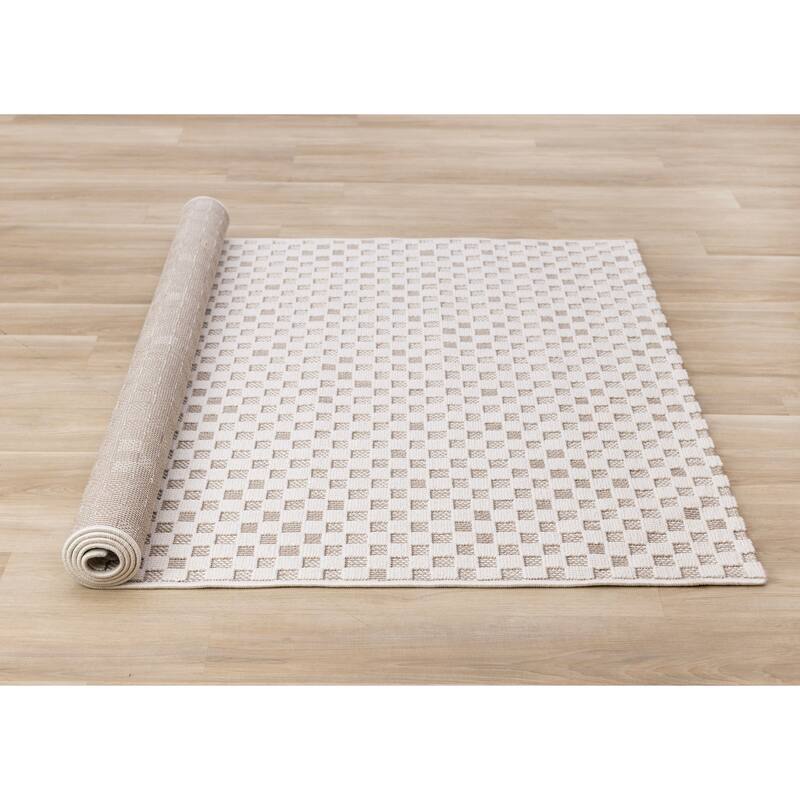 Small Checkered Textured Looped Rug in Cream