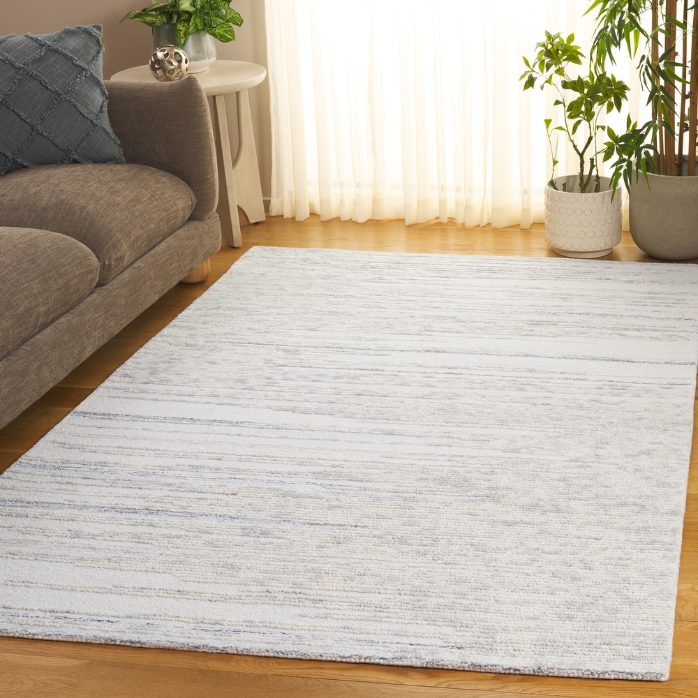 SAFAVIEH Handmade Abstract Saadat Wool Rug
