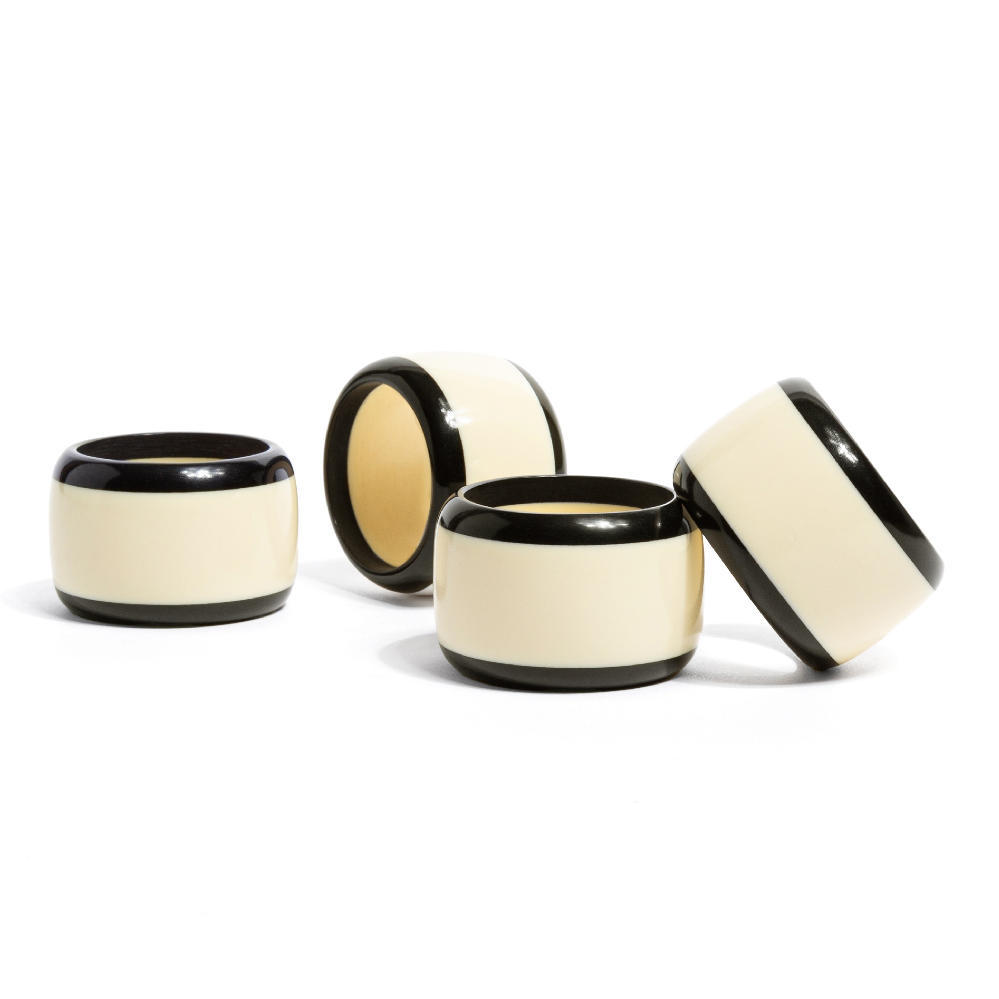 over&back Resin Napkin Rings in Ivory & Black (Set of 4) - 4