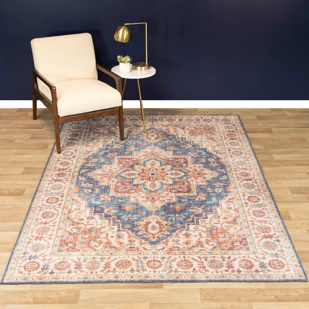 Sevim Traditional Area Rug