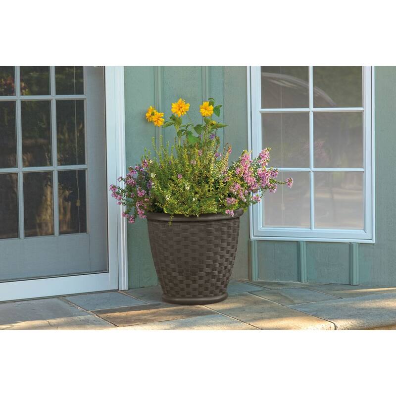 Suncast Sonora 18 Inch Resin Wicker Decorative Yard Garden Flower Planter, Brown - 3.15