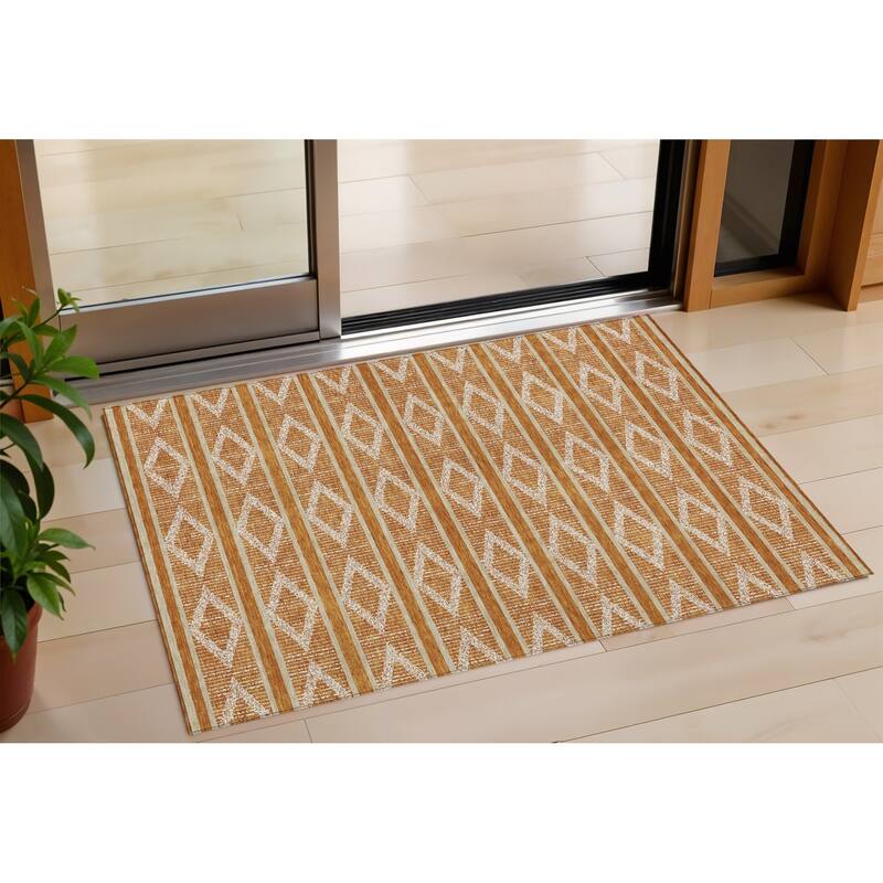 HomeRoots Geometric Transitional Rectangle Outdoor Rug - 3' x 5'