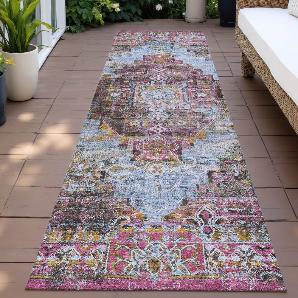 Machine Washable Indoor/Outdoor Boho Traditional Chantille Rug