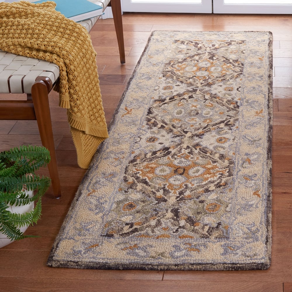 SAFAVIEH Handmade Aspen Gundemarie Boho Tribal Wool Rug