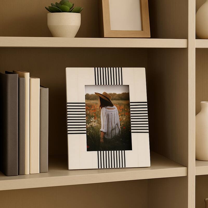 Polyresin Abstract Geometric Photo Frame - White, 4x6 in. - Black/ White - 9.0"