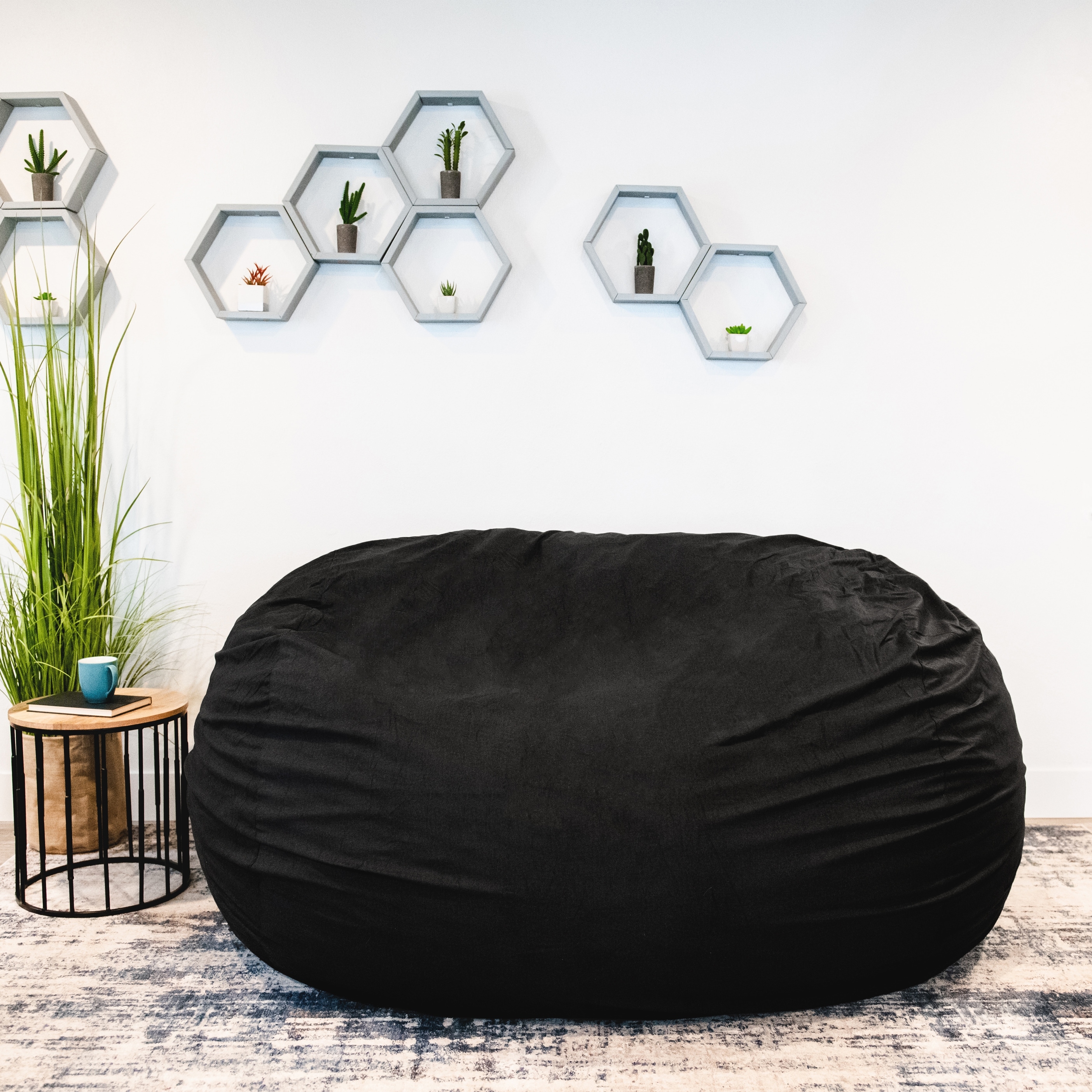https://ak1.ostkcdn.com/images/products/is/images/direct/8baf610f4438c2a7164e60ebc2d1e26f35c4ca16/Big-Joe-XXL-Fuf-Bean-Bag-Chair-%28Removable-Cover%29.jpg