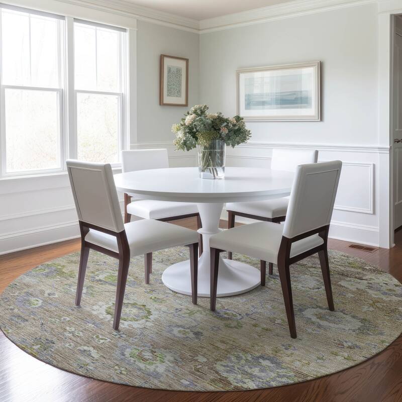 Machine Washable Indoor/ Outdoor Vintage Traditional Chantille Rug - Beige - 8' x 8'