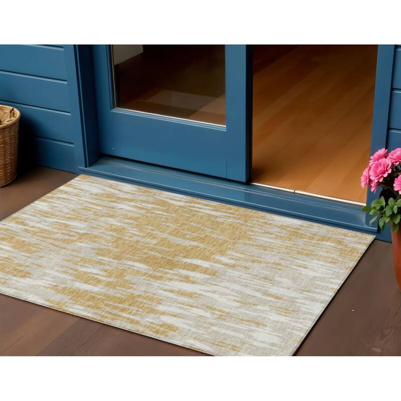 HomeRoots Abstract Transitional Rectangle Outdoor Rug - 3' x 5'