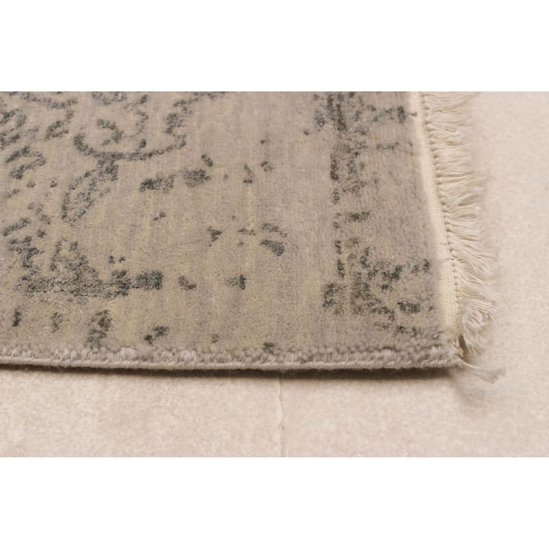 ECARPETGALLERY Hand-knotted Heritage Grey Silk, Wool Rug - 5'7 x 7'11