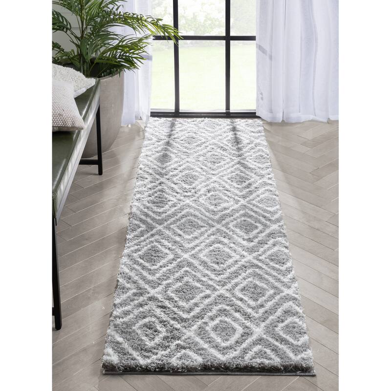Well Woven Celeste Lagos Tribal Diamond Pattern Area Rug