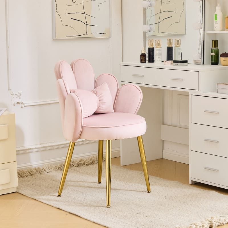 Scalloped Petal Velvet Accent Chair with Pillows